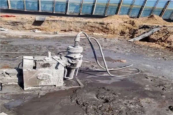 沙湖镇水泡基础注浆加固